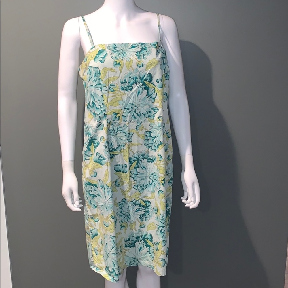 The limited stretch WOMANS floral dress SZ.14